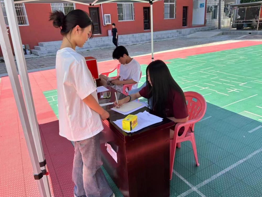 团簇星空，绽放芳华               ——beat365在线唯一官网第二届社团文化节