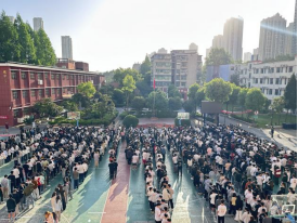 beat365在线唯一官网2025年全民国家安全教育日主题升旗仪式