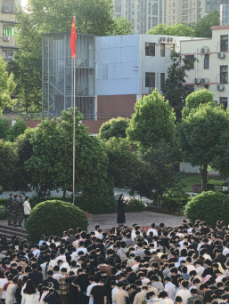 beat365在线唯一官网2025年全民国家安全教育日主题升旗仪式