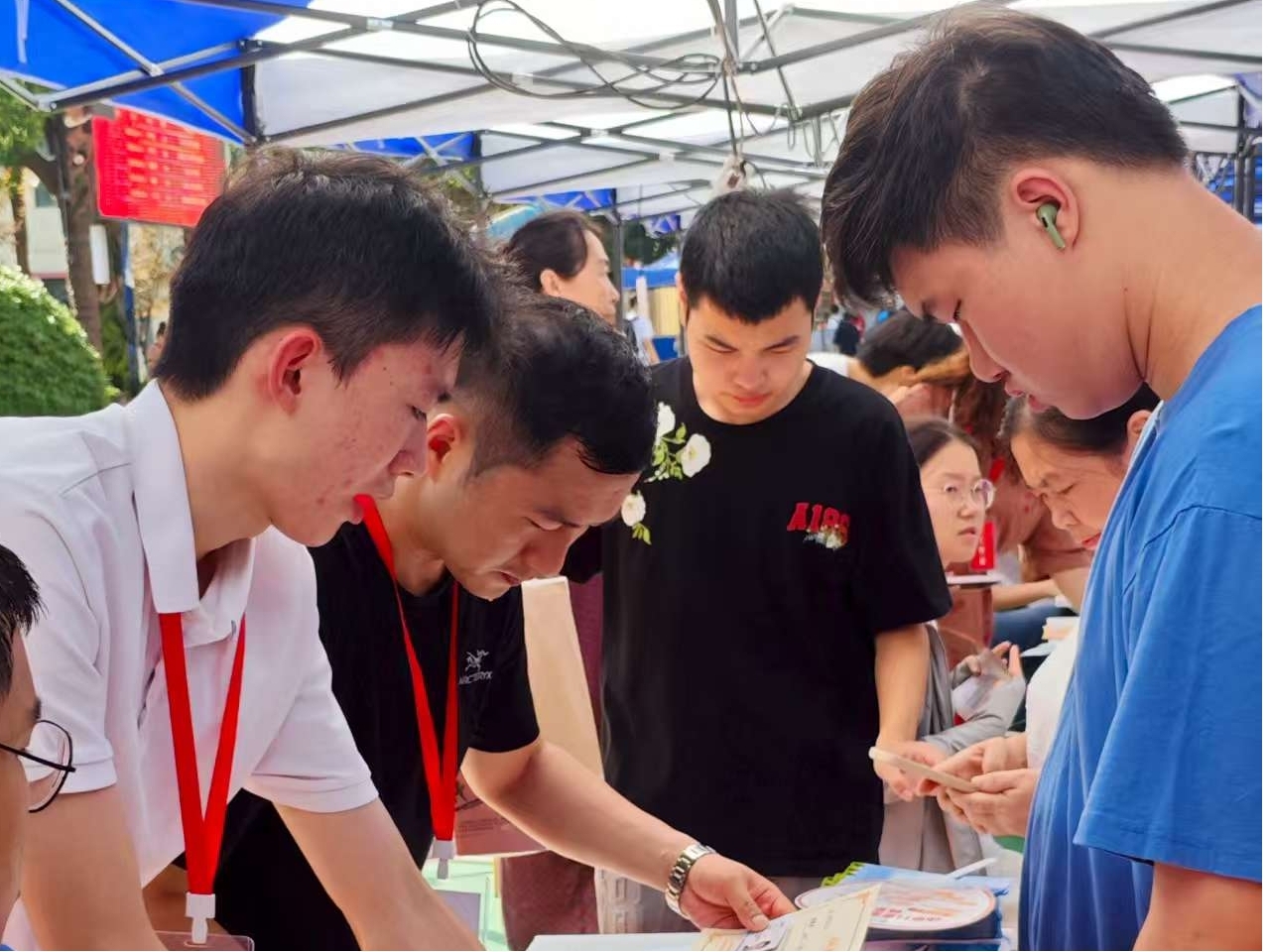 以心迎新，共赴星海——beat365在线唯一官网圆满完成2025级新生迎接工作