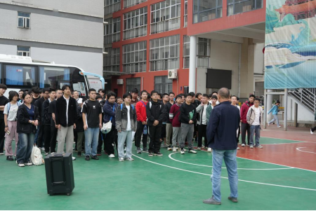 青春盛放 梦想启航——beat3652023级学生赴美的集团开展岗位实习