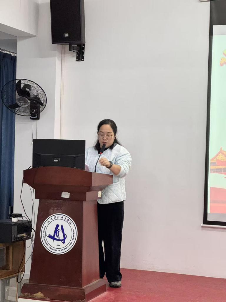 淬炼初心强作风 砥砺奋进启新程—— beat365在线唯一官网举行预备党员宣誓仪式暨作风建设专题学习