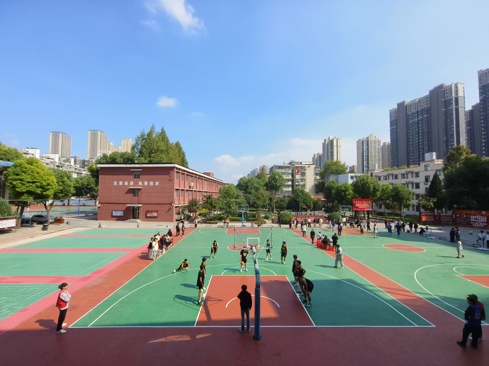 赛场燃情，以球会友！ beat365在线唯一官网第二十届“希望杯”篮球赛精彩收官