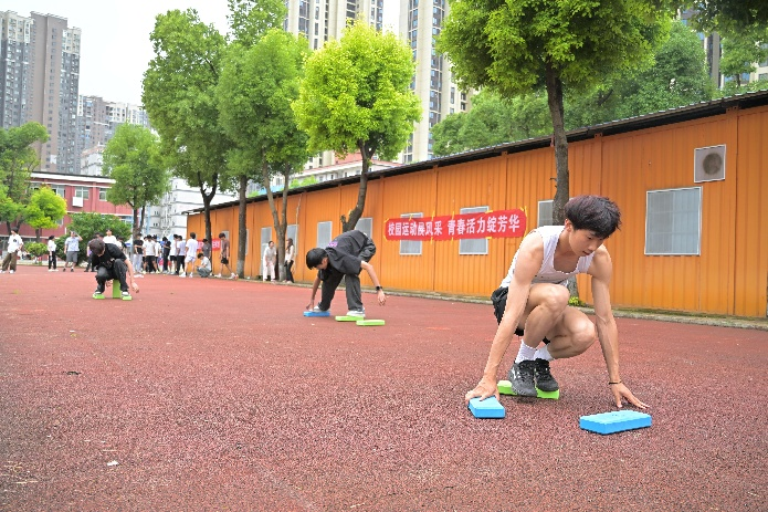活力校园 趣享运动|beat365在线唯一官网2026年趣味运动会暨教职工趣味运动会圆满落幕 活力校园 趣享运动|beat365在线唯一官网2026年趣味运动会暨教职工趣味运动会圆满落幕