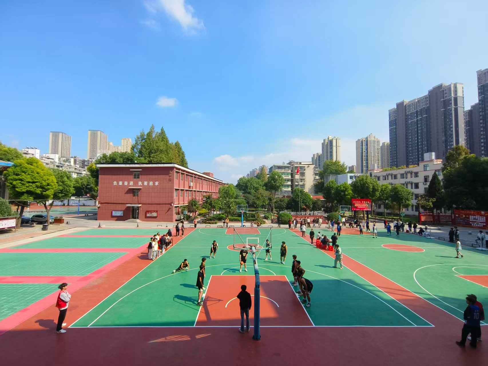 赛场燃情，以球会友！ beat365在线唯一官网第二十届“希望杯”篮球赛精彩收官