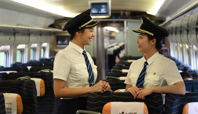 国内铁路将迎来首批女动车组司机 国内铁路将迎来首批女动车组司机