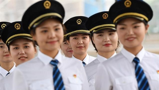 国内铁路将迎来首批女动车组司机 国内铁路将迎来首批女动车组司机