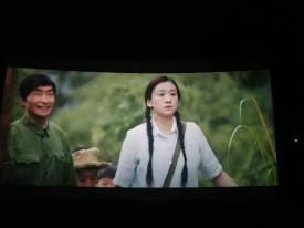 beat365组织教职员工观看影片《一生只为一事来》