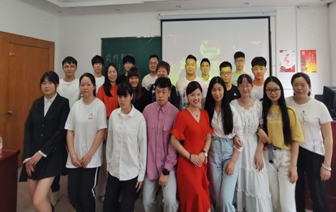 beat365在线唯一官网“百生讲坛”决赛  顺利开展