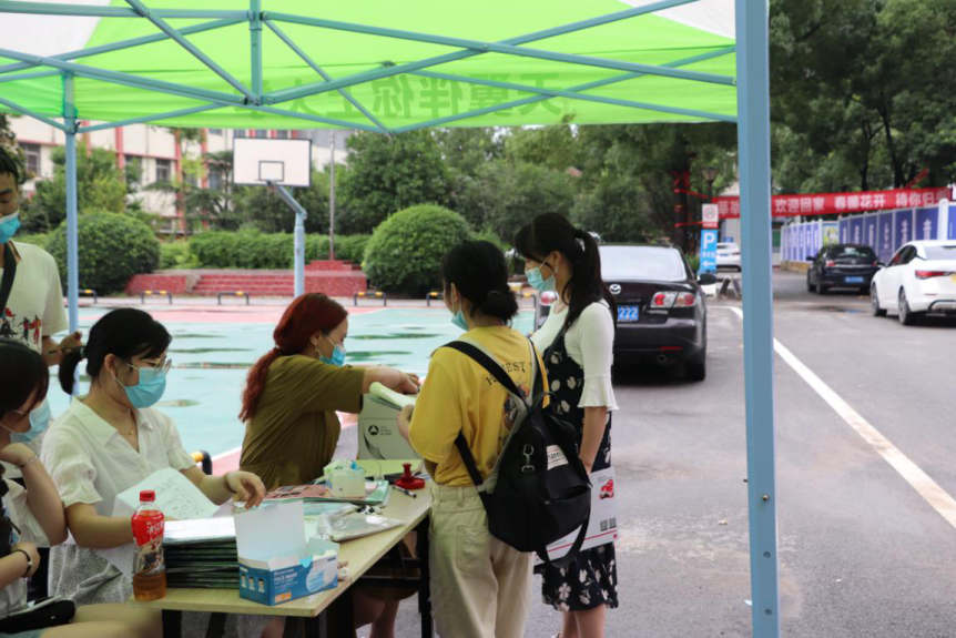 欢迎回家！beat365在线唯一官网迎来2020届首批毕业生返校