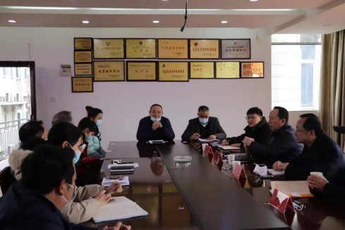 洪山区领导干部莅临beat365开展联系“七个一”重点工作