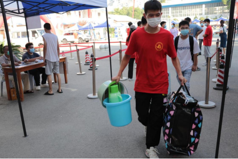 beat3652021级新生顺利到校报到